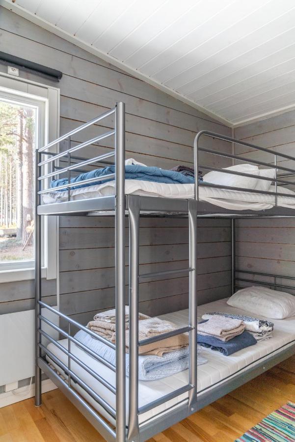 Torpet - Bed And Breakfast Med Charm Norrfjarden Esterno foto