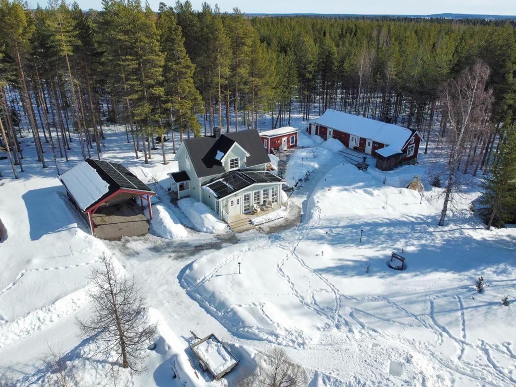 Torpet - Bed And Breakfast Med Charm Norrfjarden Esterno foto