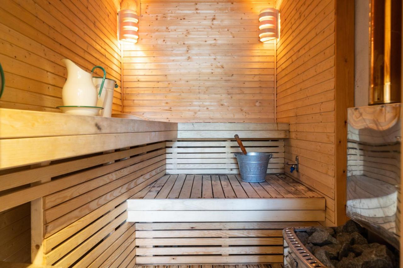 Torpet - Bed And Breakfast Med Charm Norrfjarden Esterno foto